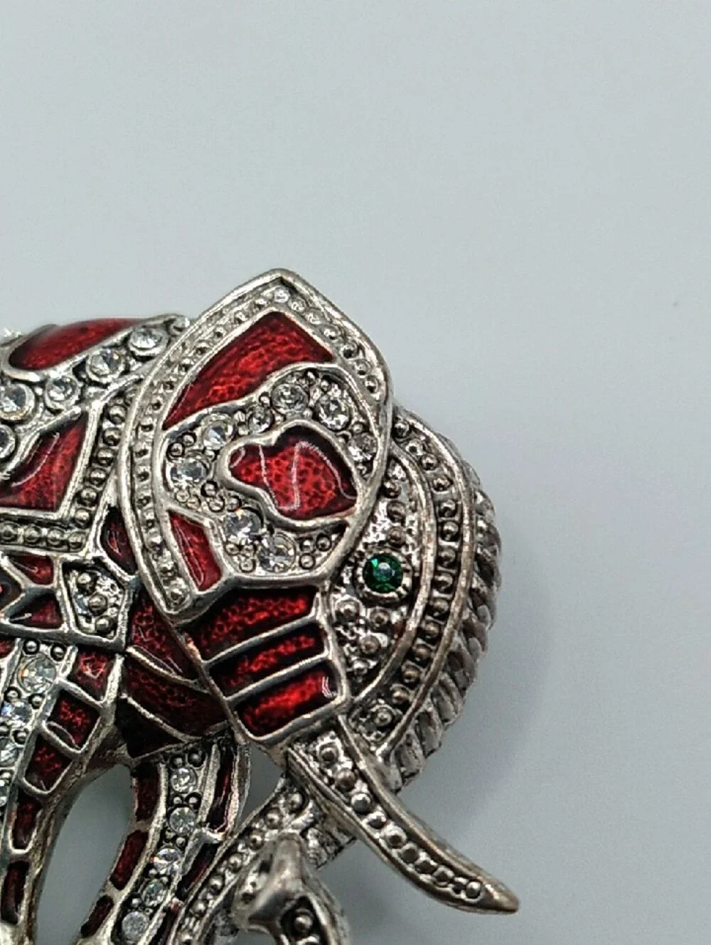 Vintage Red Enamel & Rhinestone Jeweled Elephant Brooch (S1) - Picture 6 of 11
